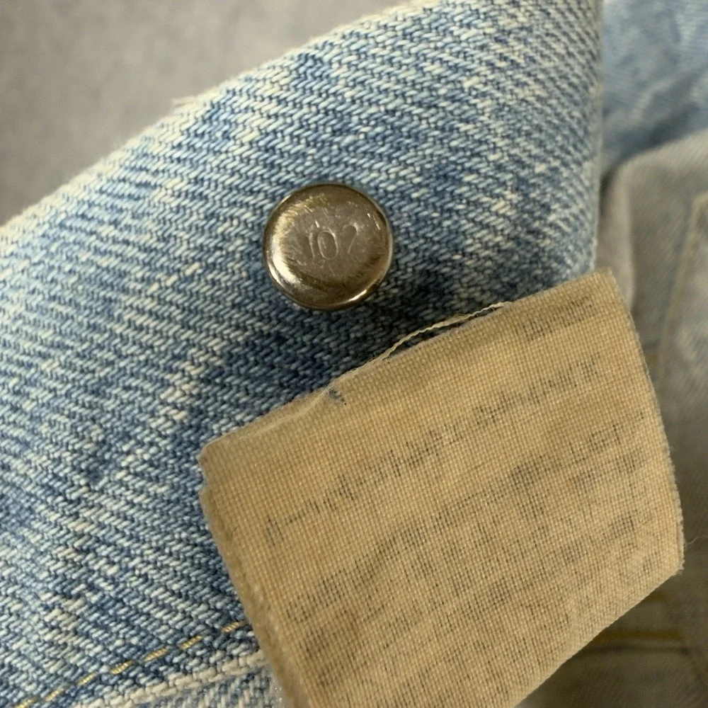 Vintage Levi's Big E Denim Jacket Lot 71557 Adult 38 Japanese Denim Distressed‎